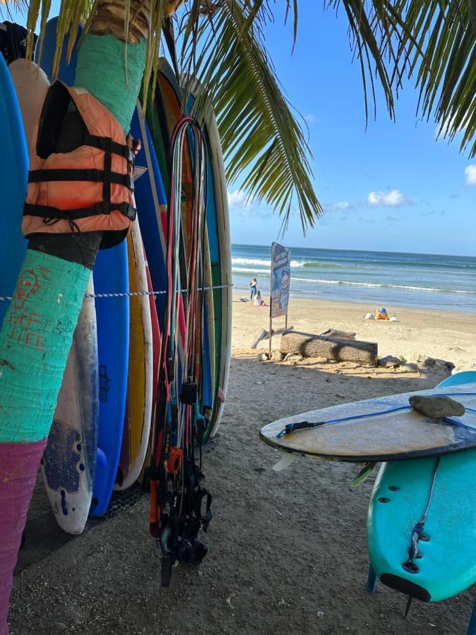 ホテル Looking Good Surf House サン・フアン・デル・スル エクステリア 写真