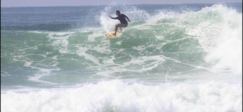 ホテル Looking Good Surf House サン・フアン・デル・スル エクステリア 写真